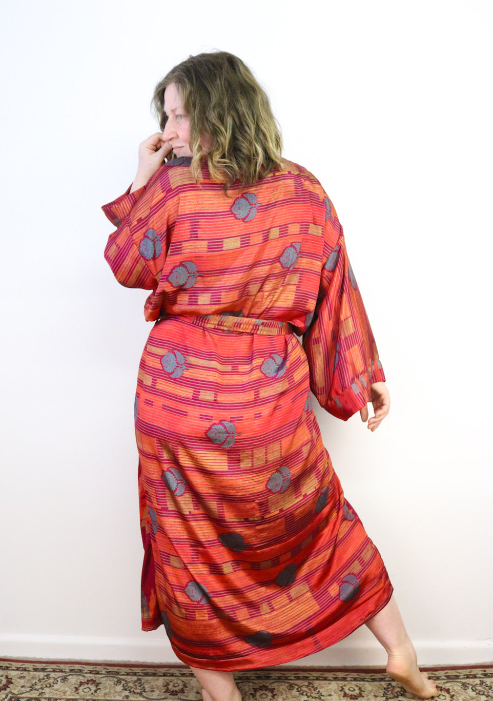 Kimono Style Silk Robe Recycled Sari Dressing Gown - Red