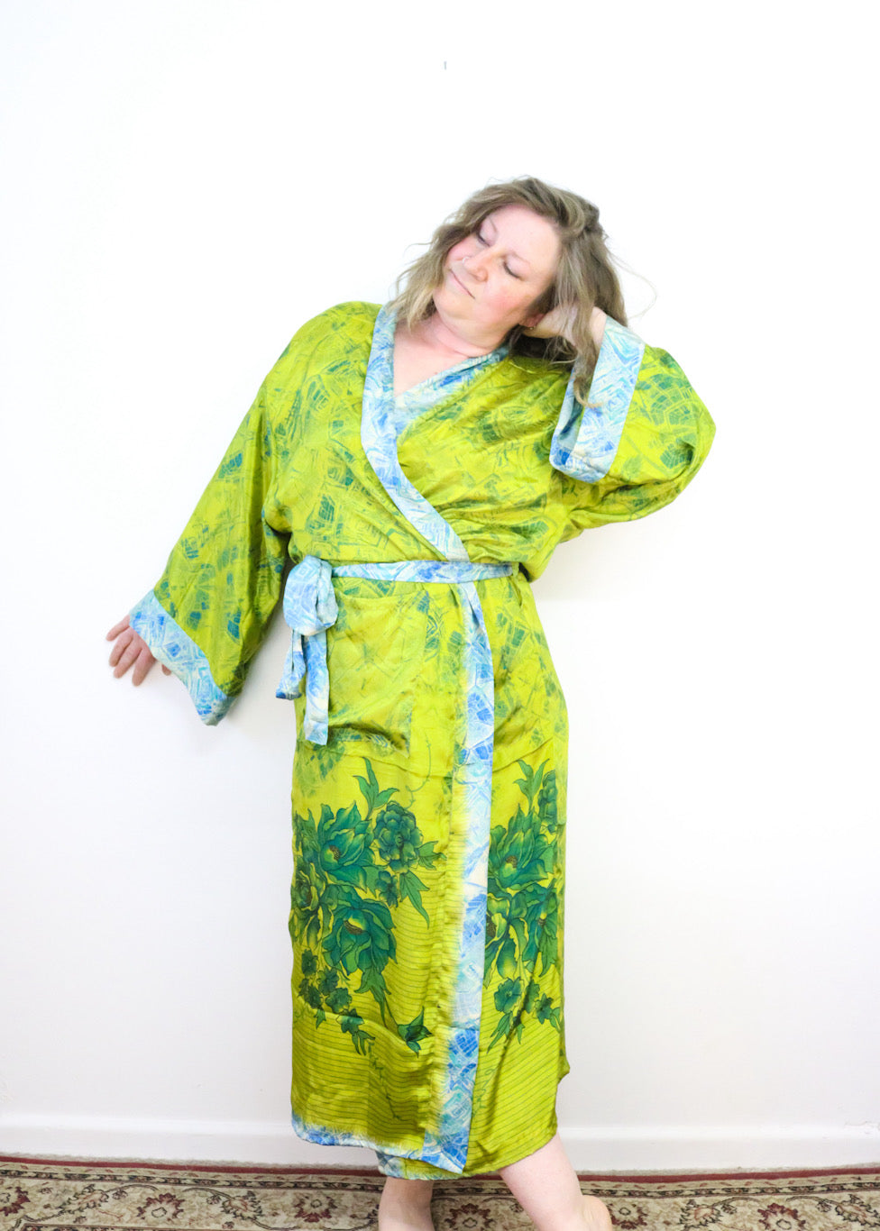 Kimono Style Silk Robe Recycled Sari Dressing Gown - Green