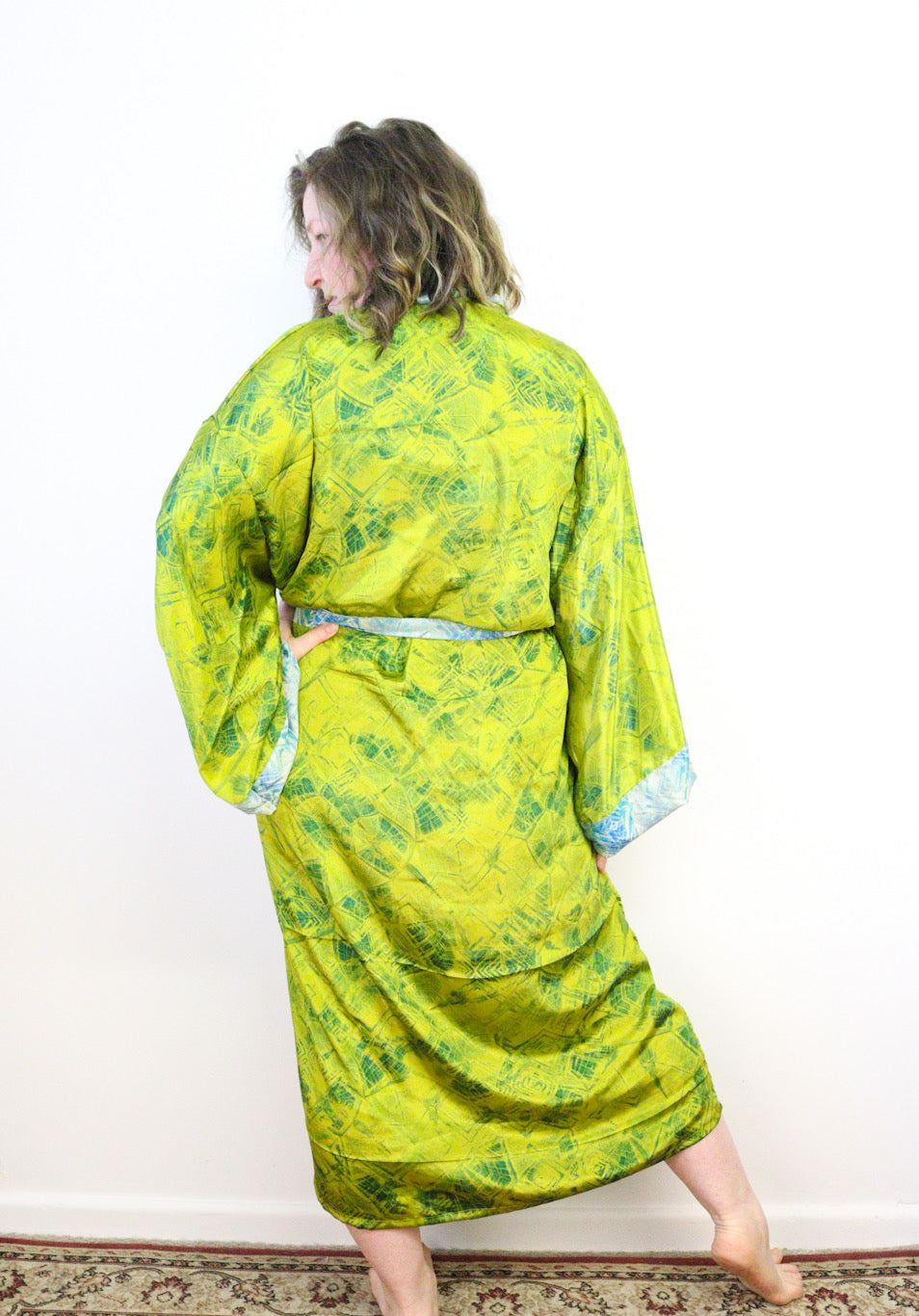 Kimono Style Silk Robe Recycled Sari Dressing Gown - Green