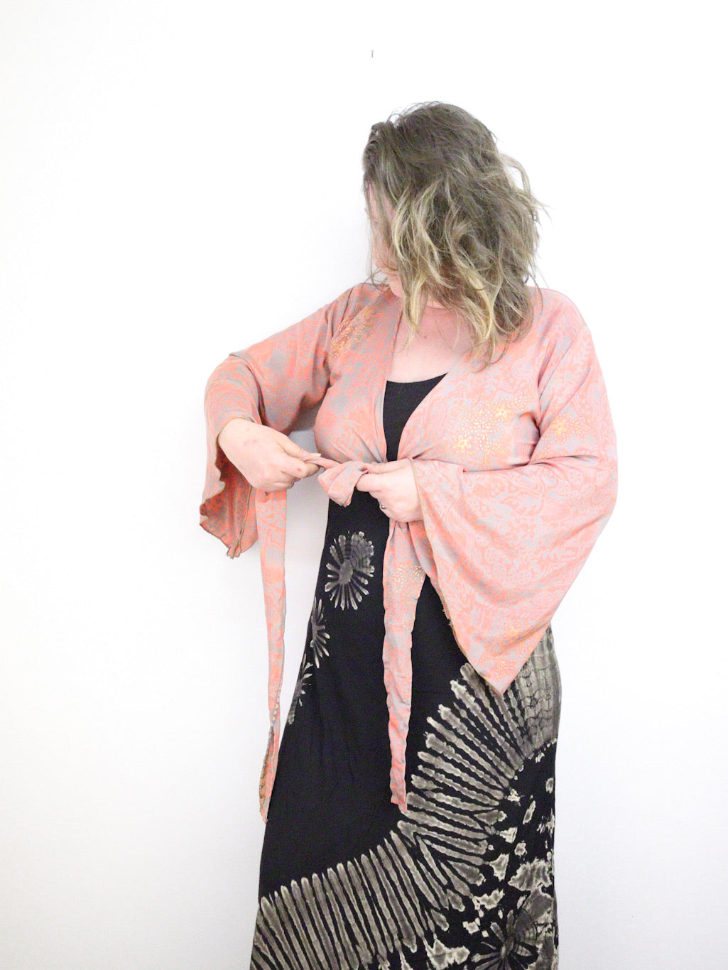 Recycled Sari Cropped Kimono Cardigan Wrap - Dusty Pink