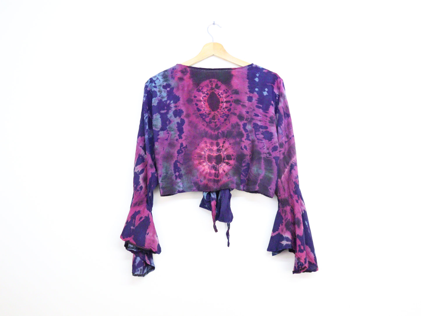 Tie-Dye Cropped Cardigan Wrap with Flared Bell Sleeves and Tie Closure - Indigo Blue