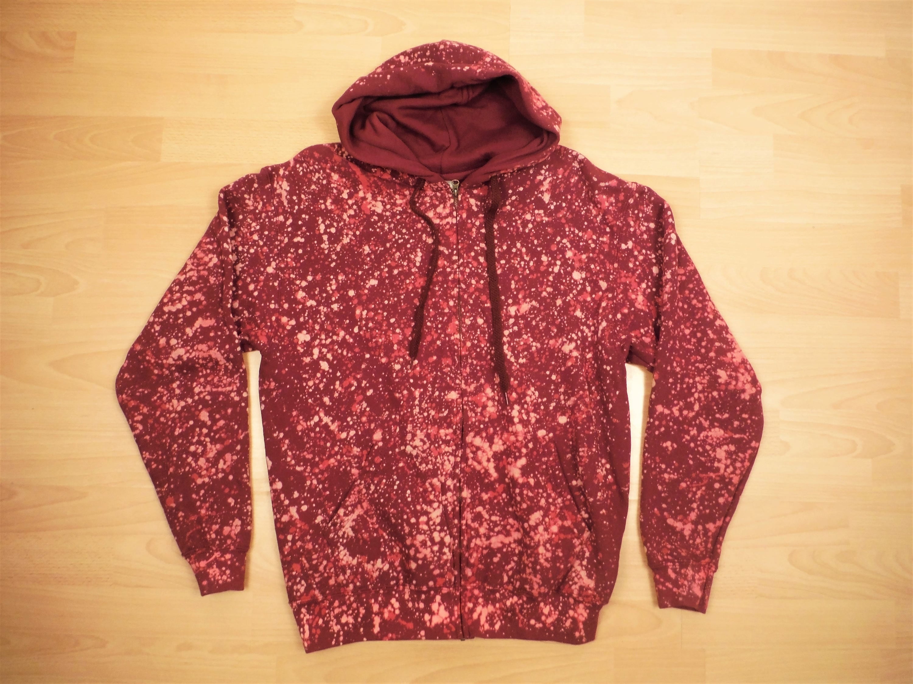 Red on sale galaxy hoodie