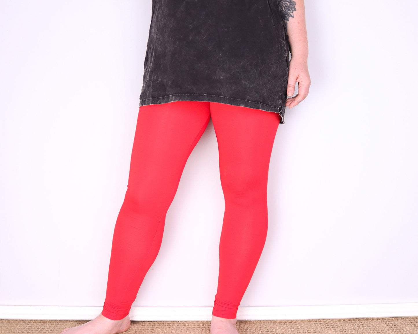 Plain Leggings - Neon Red - Bare Canvas